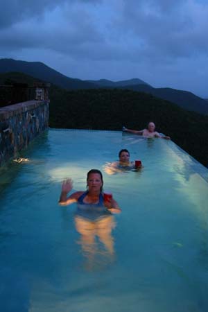 h-pool-night